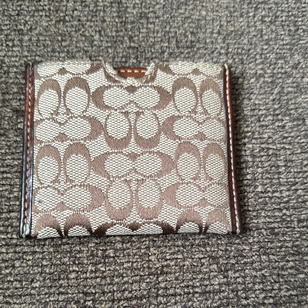 Coach Signature Card Holder - Brown and Beige